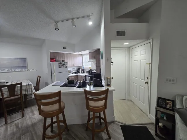 $2,000 | 12840 Vista Isles Drive, Unit 622, Sunrise, FL 33325