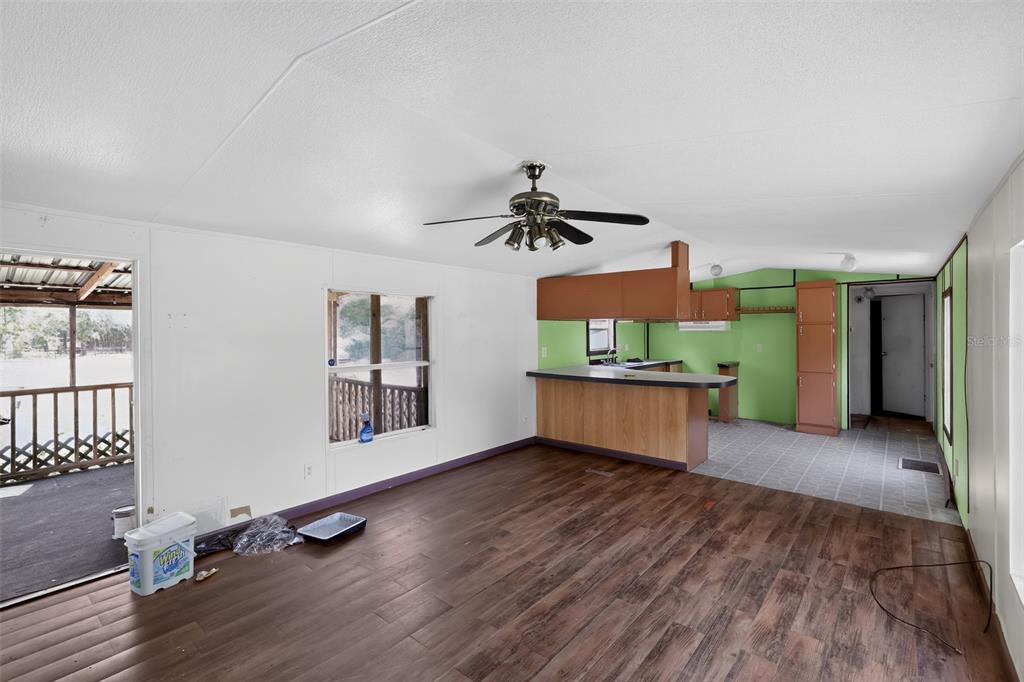 622 Caswell Road DeFuniak Springs, FL 32433 - Photo 4 of 29 Gallery Image 4