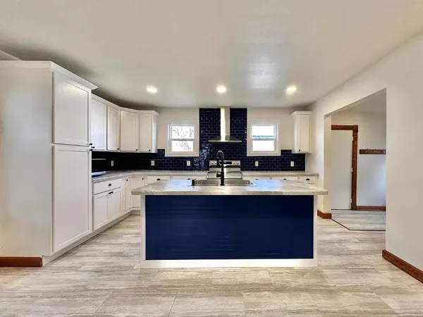 $375,000 | 1008 Giles Street, Stoughton, WI 53589