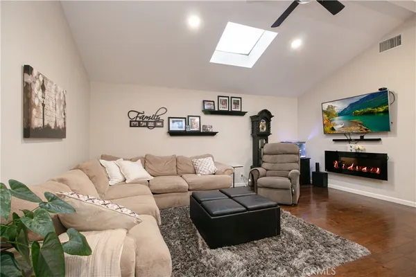 $2,195,000 | 19501 Vintage Street, Northridge, CA 91324