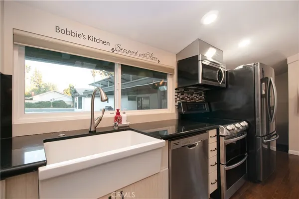 $2,195,000 | 19501 Vintage Street, Northridge, CA 91324