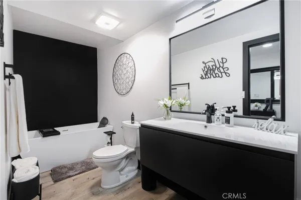 $2,195,000 | 19501 Vintage Street, Northridge, CA 91324