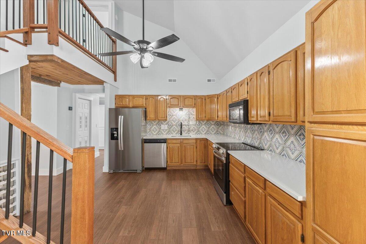 3271 Lunsford Mill Road Hiltons, VA 24258 - Photo 21 of 63 48-128A2409