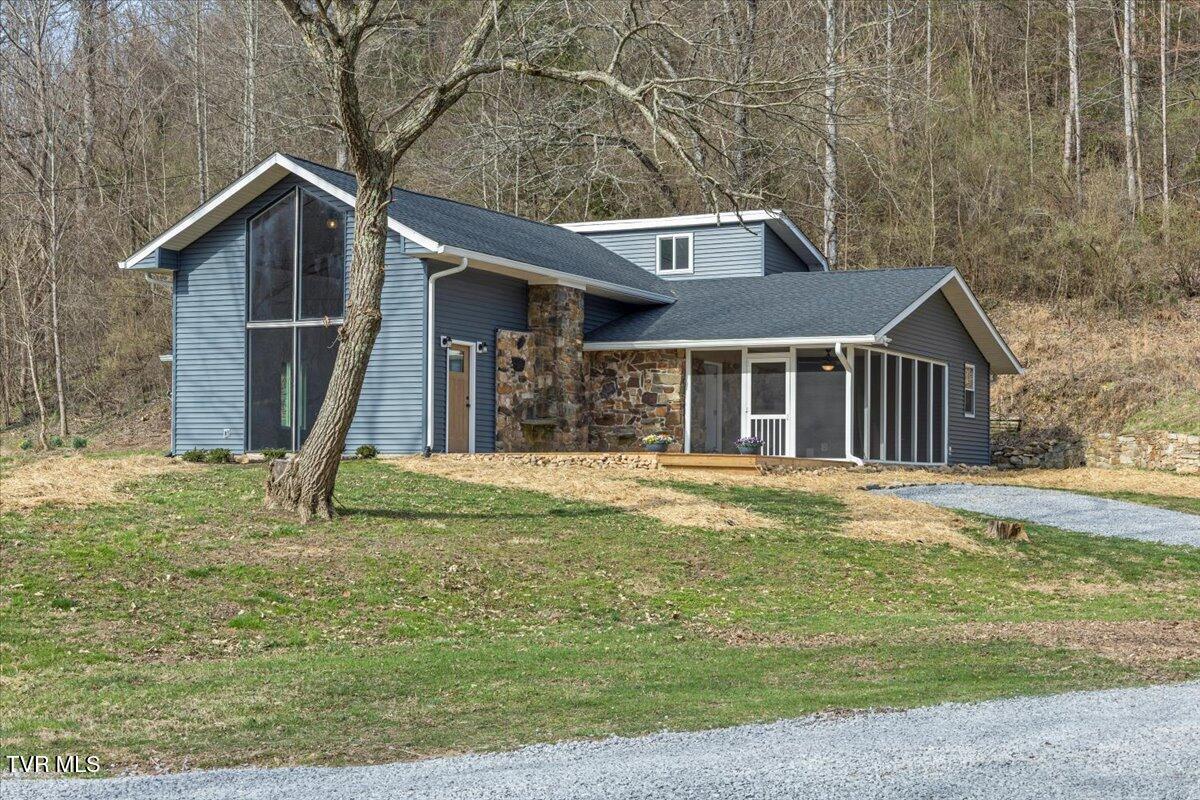 3271 Lunsford Mill Road Hiltons, VA 24258 - Photo 3 of 63 05-128A2258