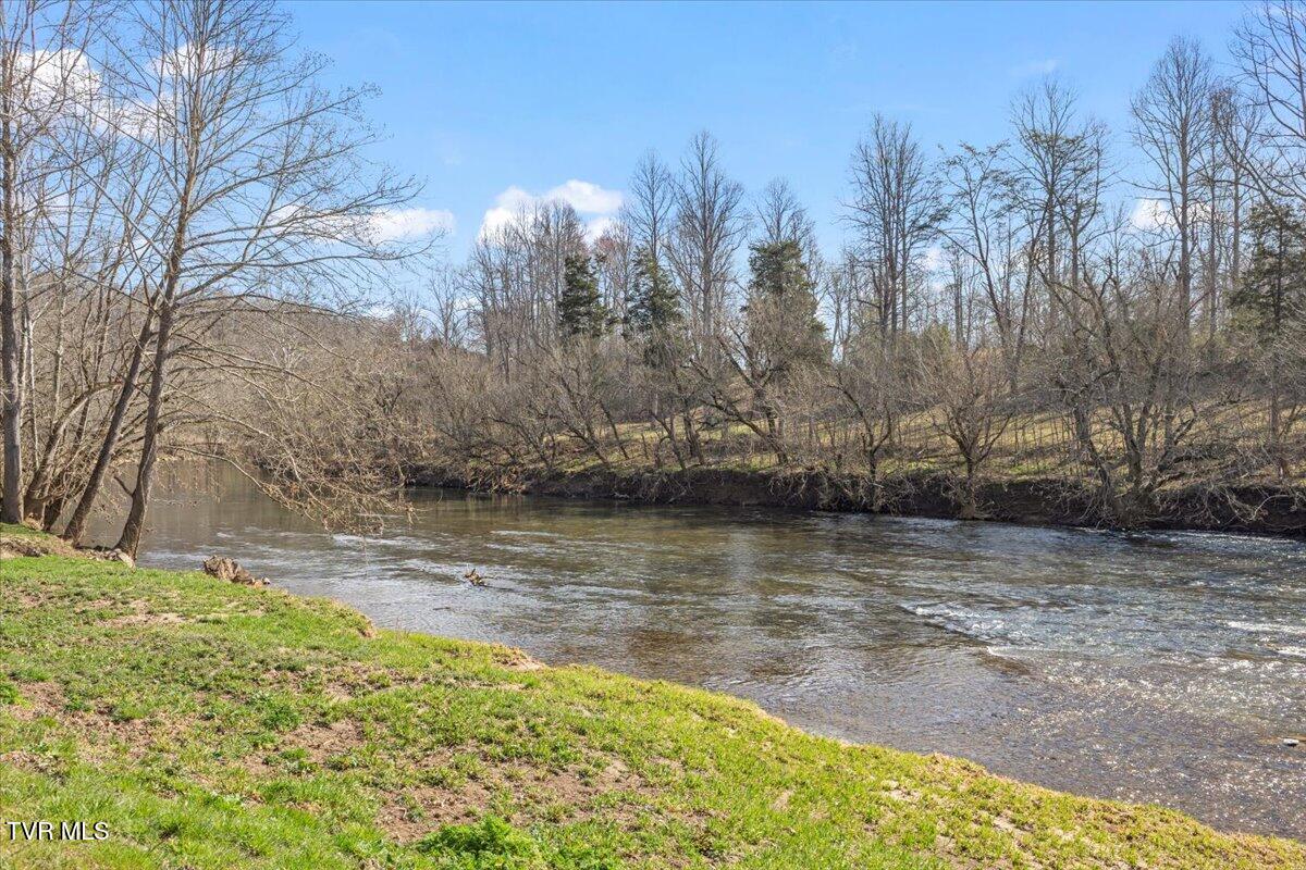 3271 Lunsford Mill Road Hiltons, VA 24258 - Photo 49 of 63 16-128A2312