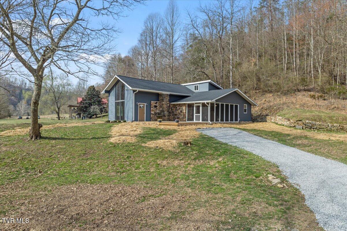 3271 Lunsford Mill Road Hiltons, VA 24258 - Photo 57 of 63 06-128A2261