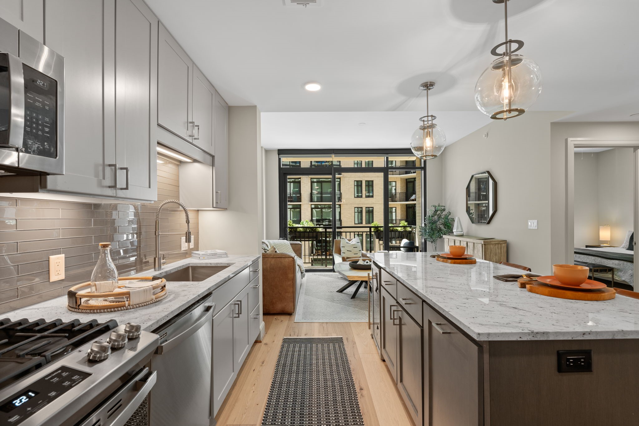 2511 Willowick Road, Unit 716 Houston, TX 77027 - Photo 7 of 30