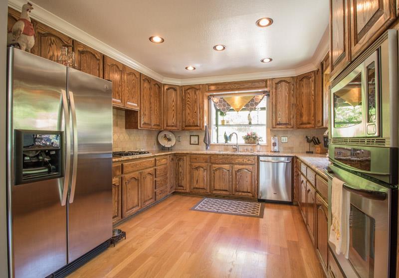 2284 Trout Gulch Road Aptos, CA 95003 - Photo 5 of 25 Gallery Image 5