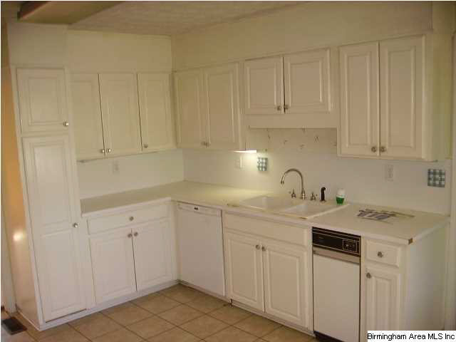 504 2nd Terrace Pleasant Grove, AL 35127 - Photo 10 of 31