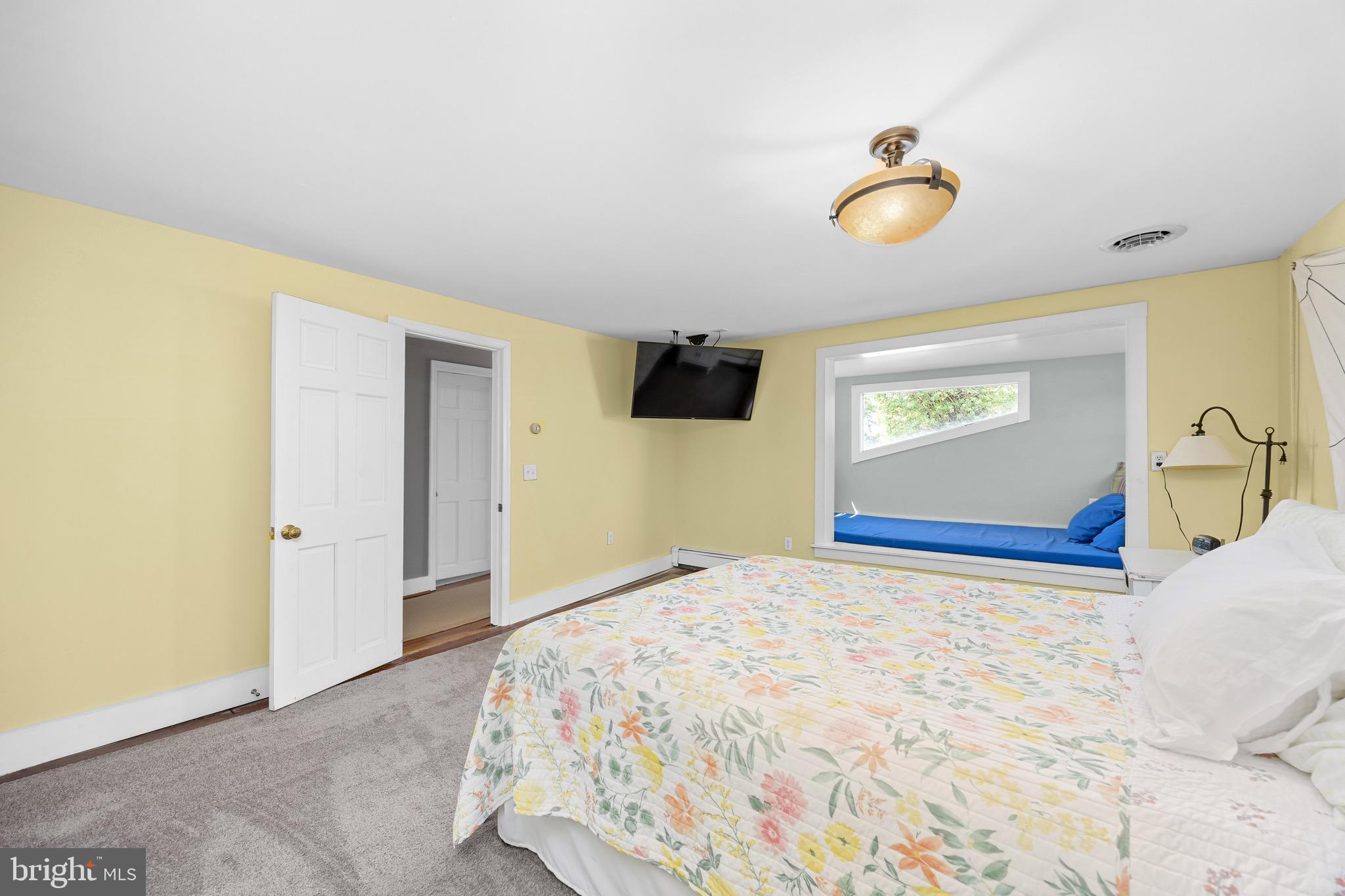 2712 Cinder Lane Quantico, MD 21856 - Photo 51 of 100 a bedroom with a bed and a window