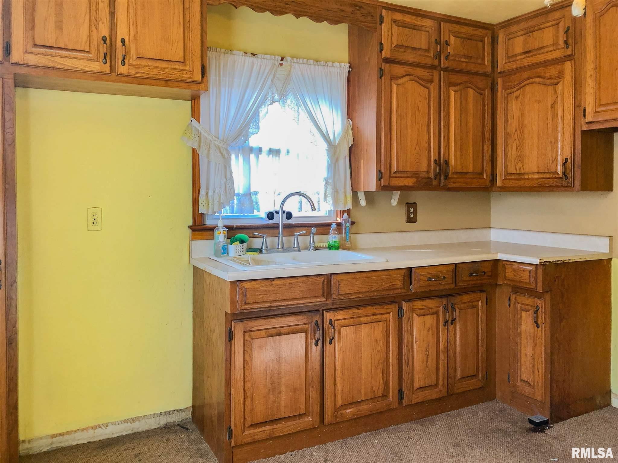 1420 Tennell Road Pekin, IL 61554 - Photo 11 of 36 Gallery Image 11