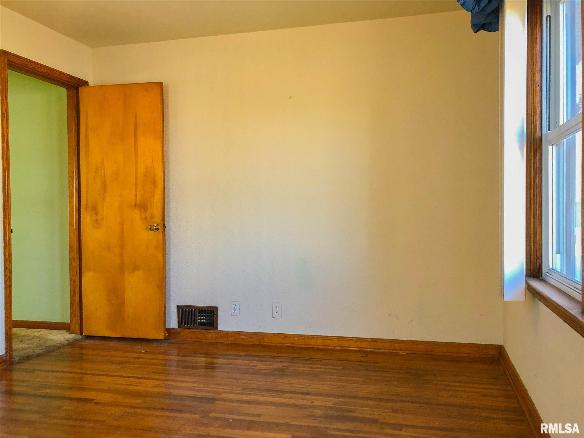 1420 Tennell Road Pekin, IL 61554 - Photo 18 of 36 Gallery Image 18