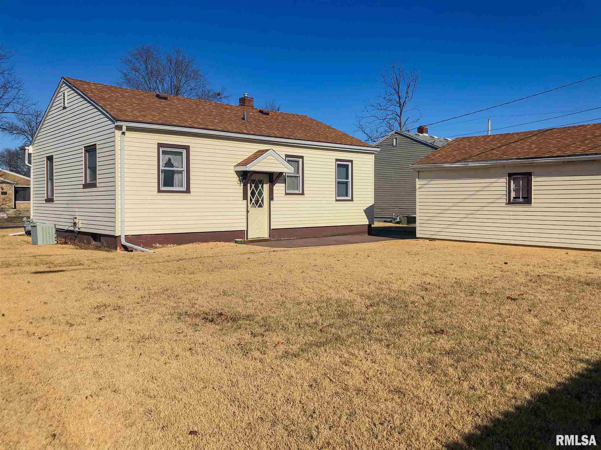 1420 Tennell Road Pekin, IL 61554 - Photo 30 of 36 Gallery Image 30