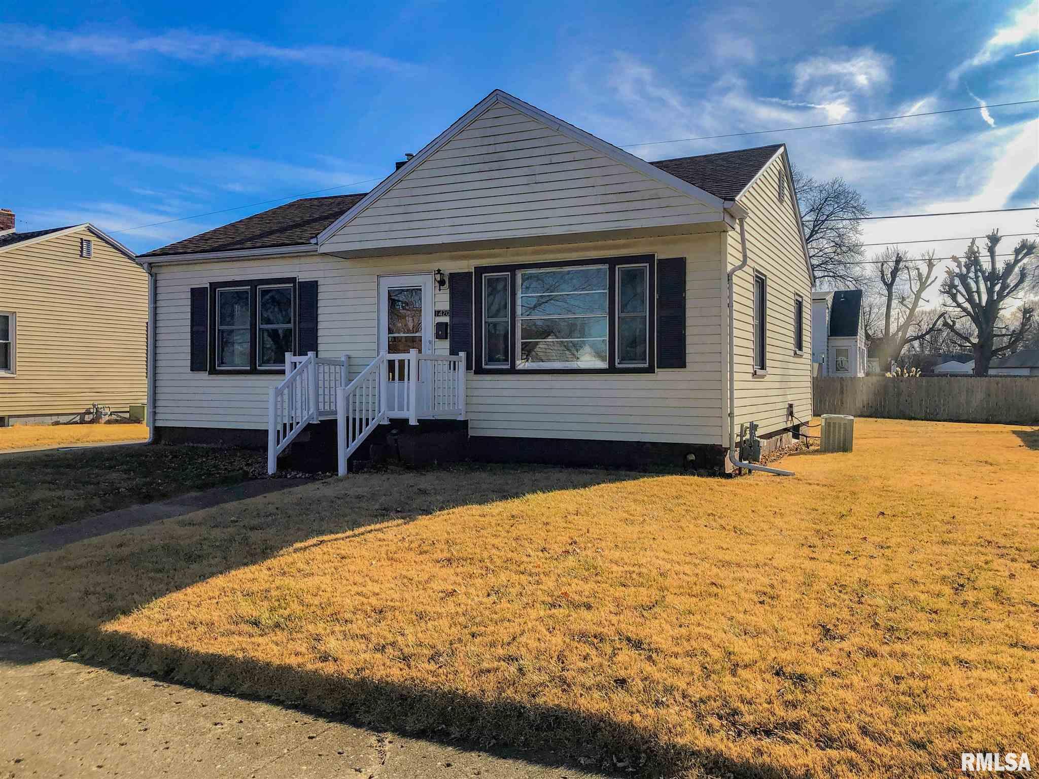 1420 Tennell Road Pekin, IL 61554 - Photo 4 of 36 Gallery Image 4