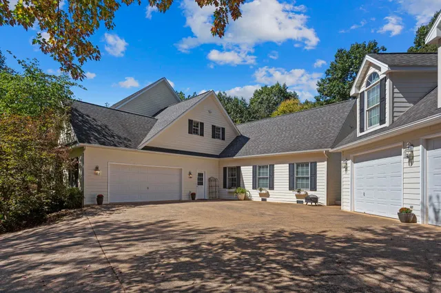 $924,900 | 2640 Karawood Lane, Harrisonburg, VA 22801