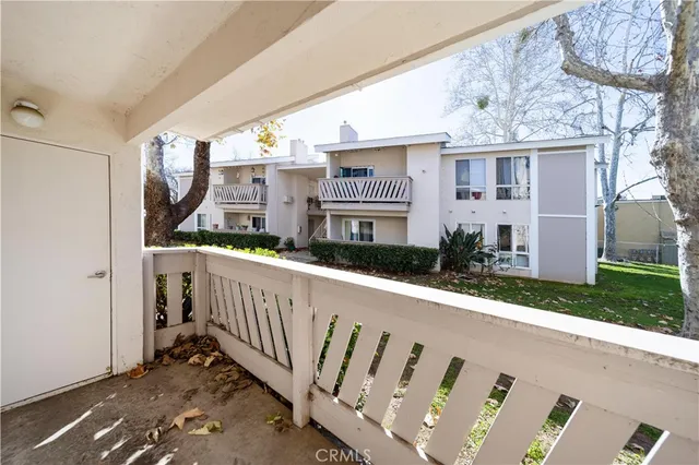 $470,000 | 529 Sandalwood Place, Escondido, CA 92027