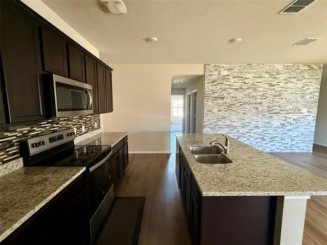 $2,400 | 11420 Patera Street, Lorena, TX 76655