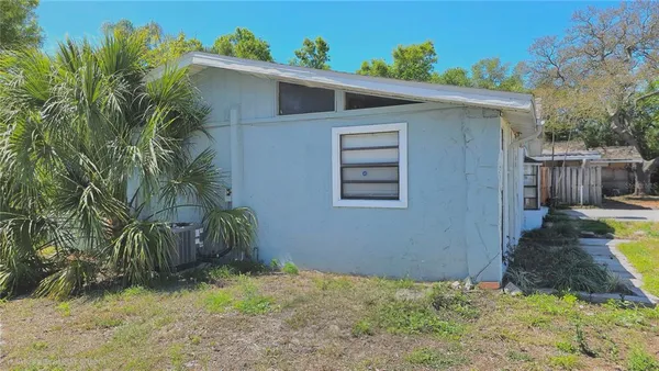 $275,000 | 703 13th Avenue Northwest, Largo, FL 33770