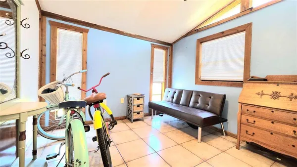 $275,000 | 703 13th Avenue Northwest, Largo, FL 33770