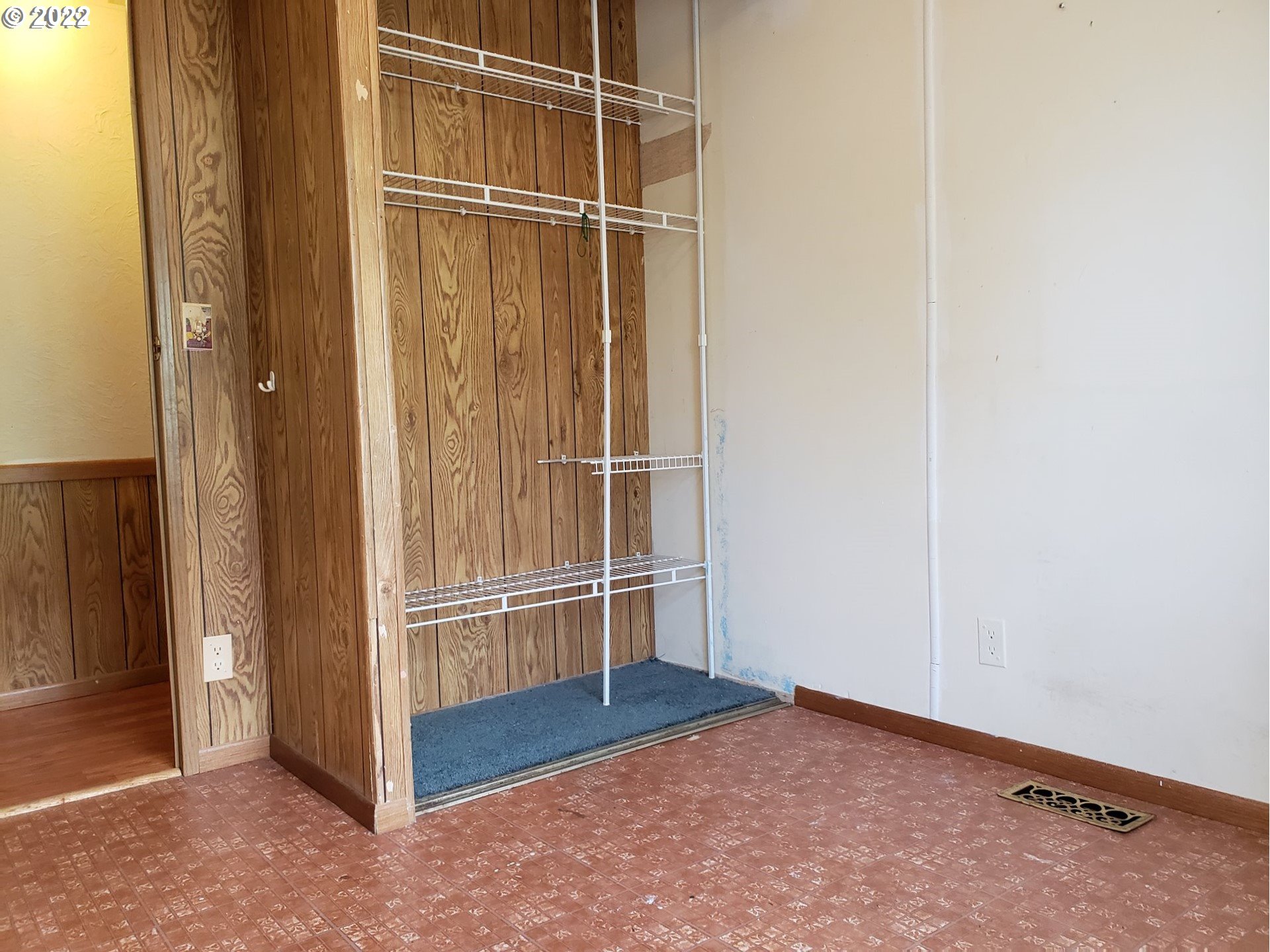 63622 North Spring Road Coos Bay, OR 97420 - Photo 10 of 24 Bedroom