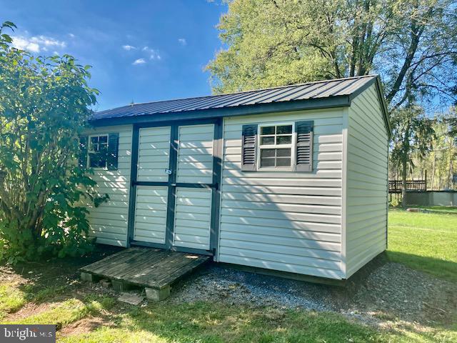 765 Maple Street Lititz, PA 17543 - Photo 27 of 31