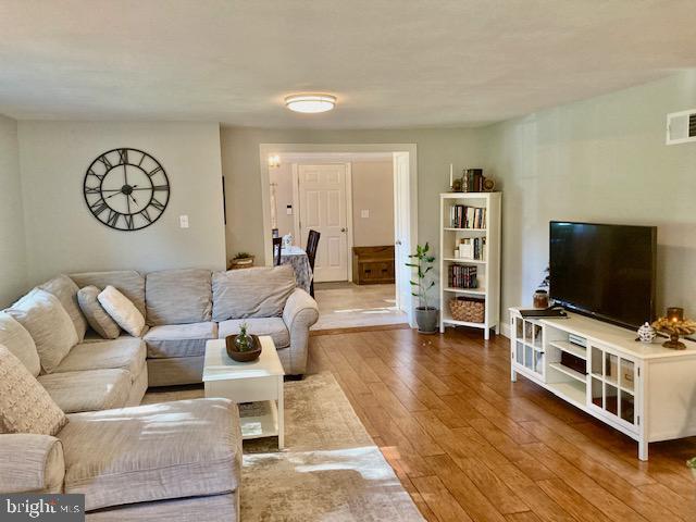 765 Maple Street Lititz, PA 17543 - Photo 8 of 31