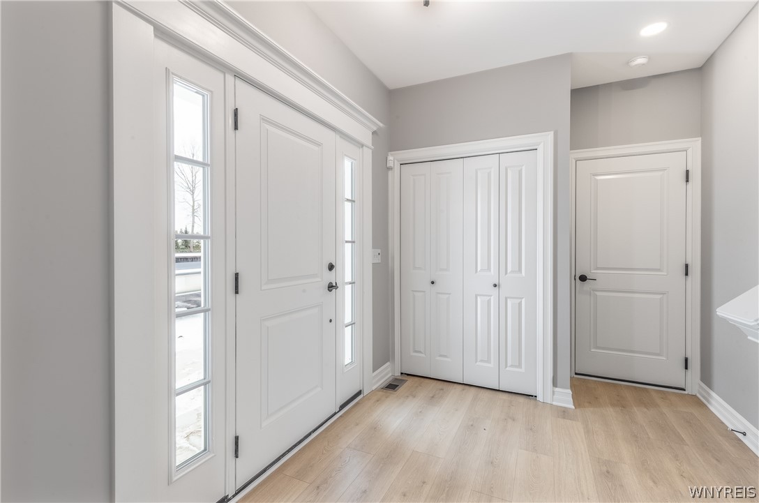 5151 Bridle Path Lane Lewiston, NY 14092 - Photo 5 of 44