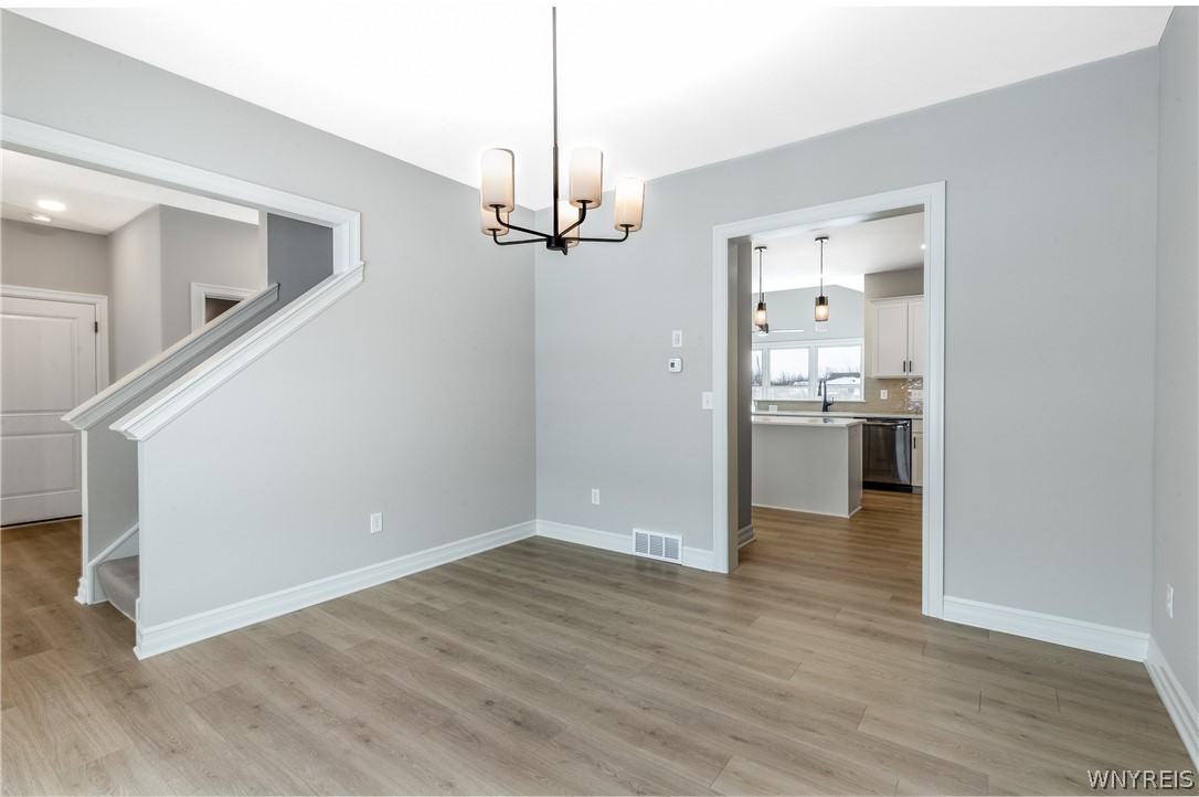 5151 Bridle Path Lane Lewiston, NY 14092 - Photo 7 of 44