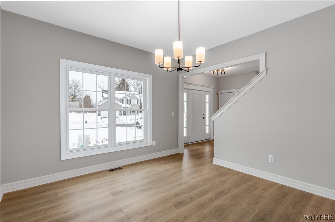 5151 Bridle Path Lane Lewiston, NY 14092 - Photo 8 of 44