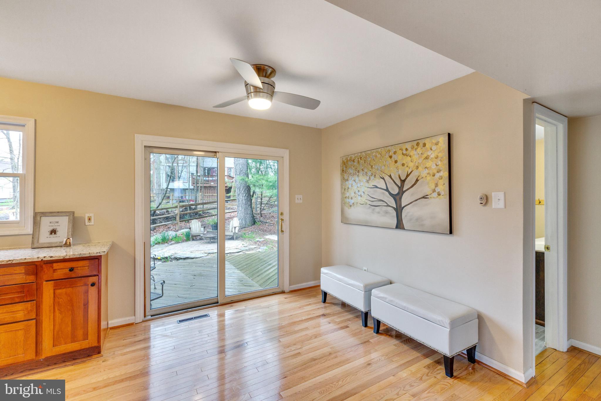 7163 Masters Road New Market, MD 21774 - Photo 10 of 33 Open area to eat or hang out