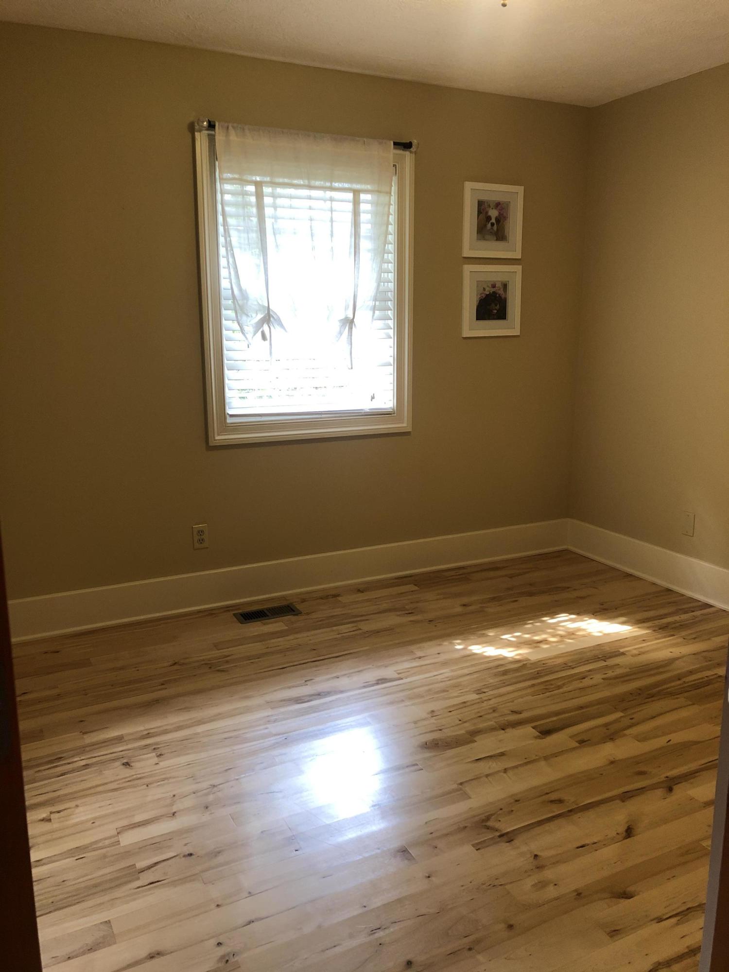 212 Geronimo Road Knoxville, TN 37934 - Photo 14 of 26 Bedroom 2