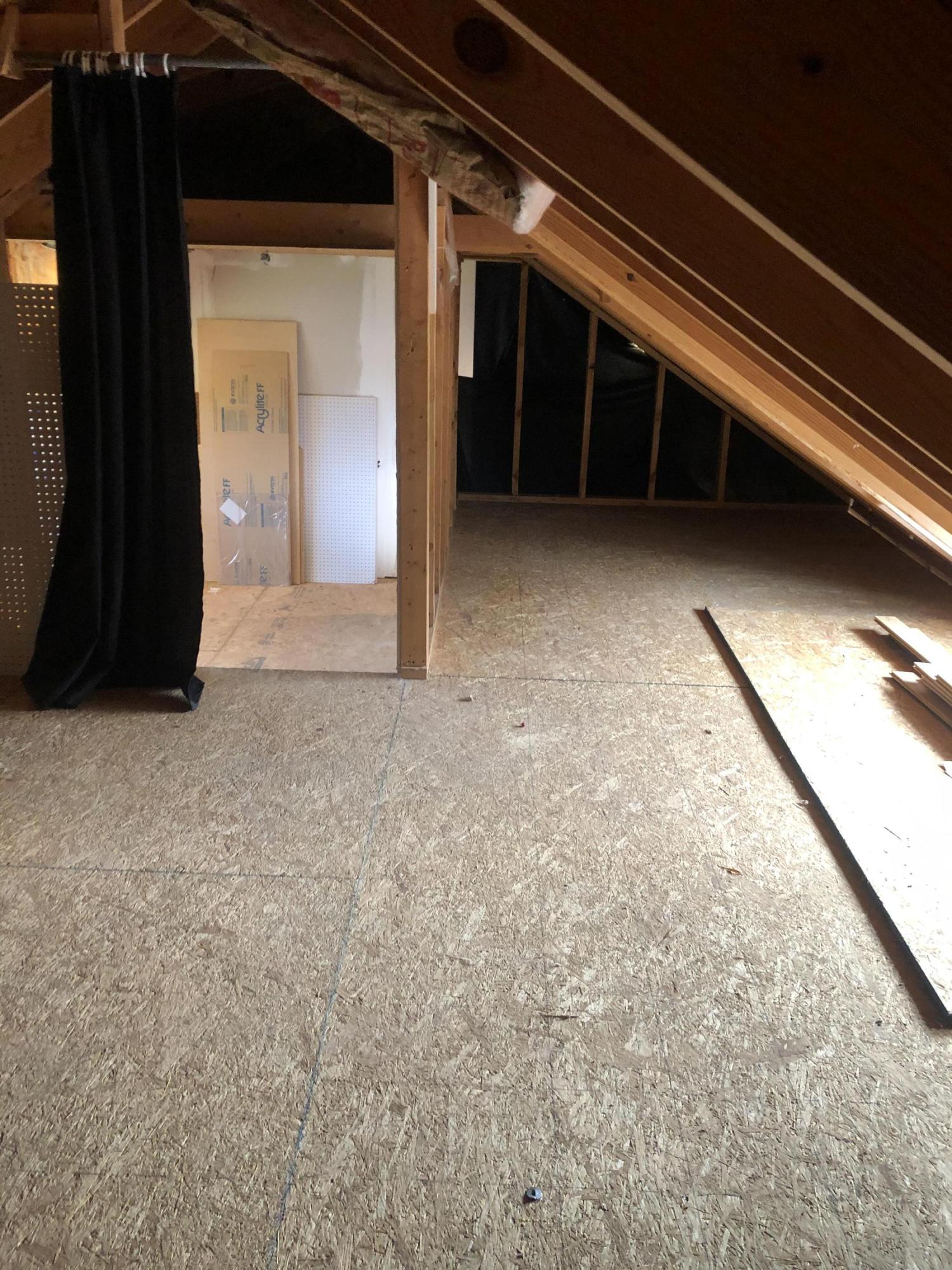 212 Geronimo Road Knoxville, TN 37934 - Photo 24 of 26 Upstairs garge