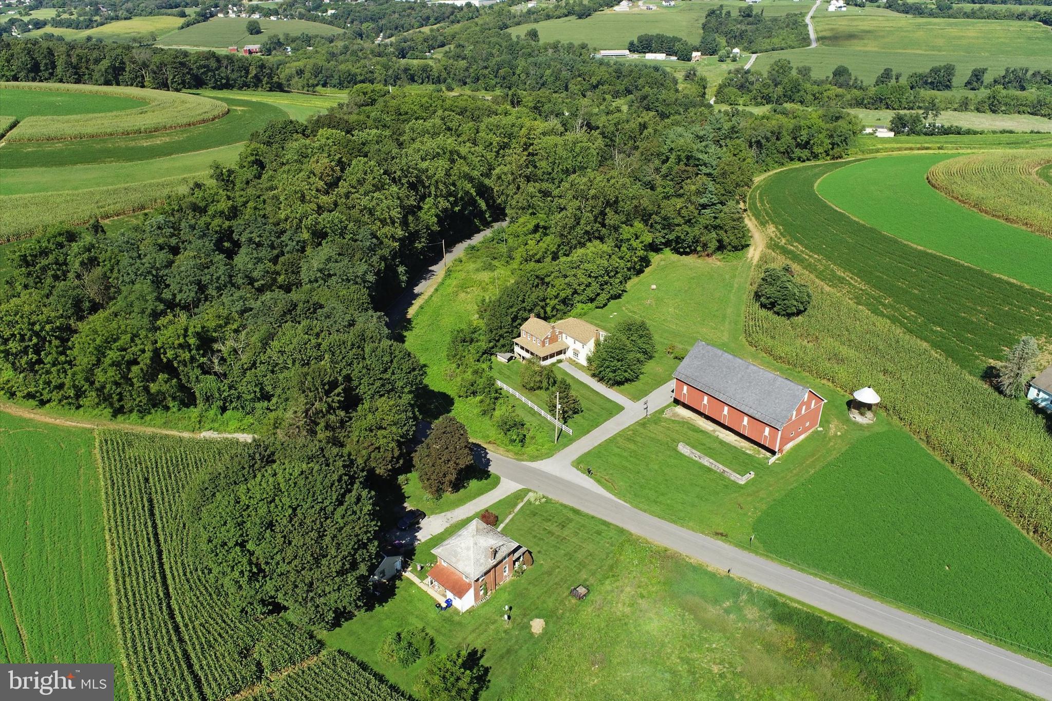 8219 Lehman Road Dallastown, PA 17313 - Photo 39 of 40 an aerial view of a football ground