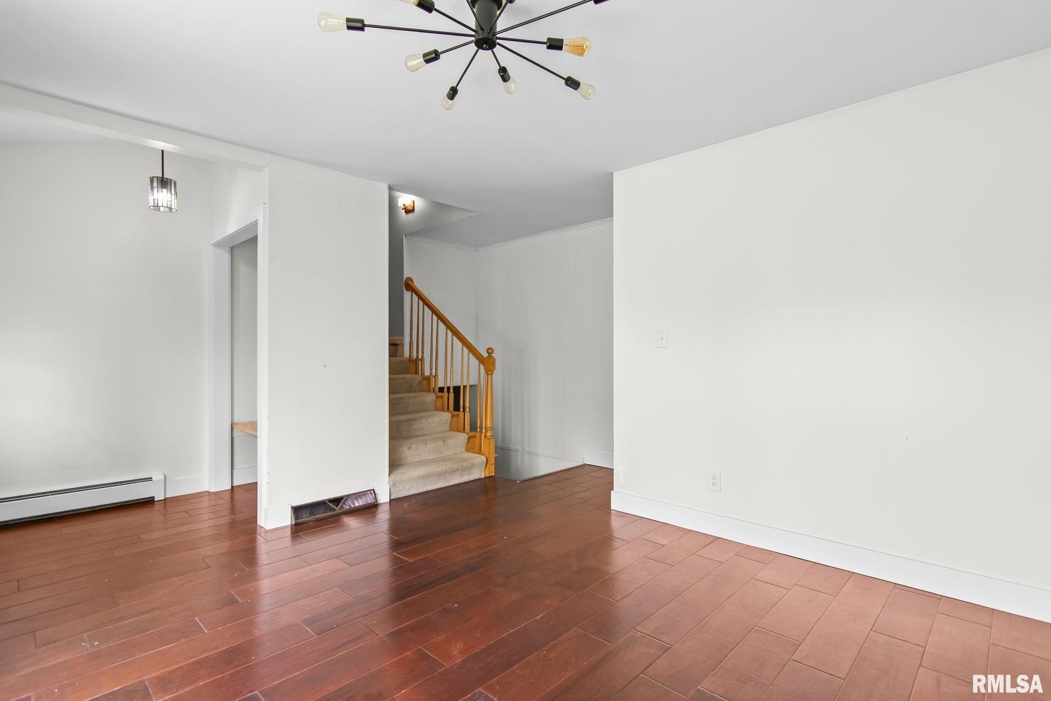 6088 Horseview Drive Springfield, IL 62712 - Photo 7 of 50