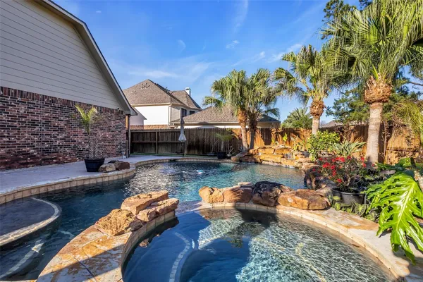 $730,000 | 3317 Sussex Way, Friendswood, TX 77546