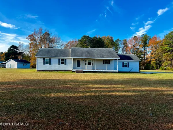 $2,400 | 1049 Halls Creek Road, Elizabeth City, NC 27909