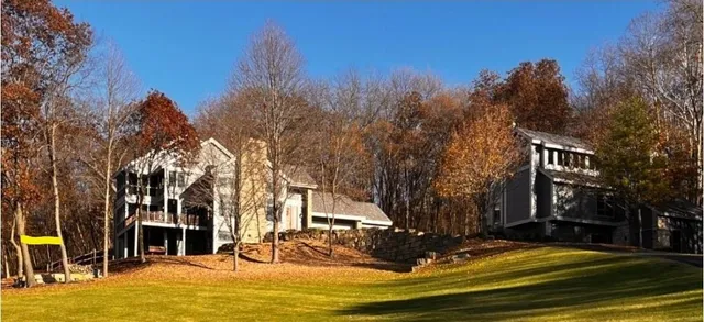 $1,075,000 | 74 Shenandoah Drive, Galena, IL 61036