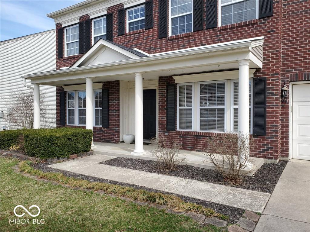 5643 North Rockingham Lane McCordsville, IN 46055 - Photo 2 of 27