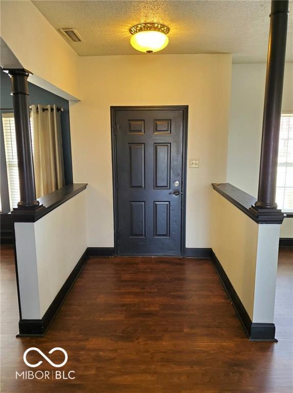 5643 North Rockingham Lane McCordsville, IN 46055 - Photo 3 of 27