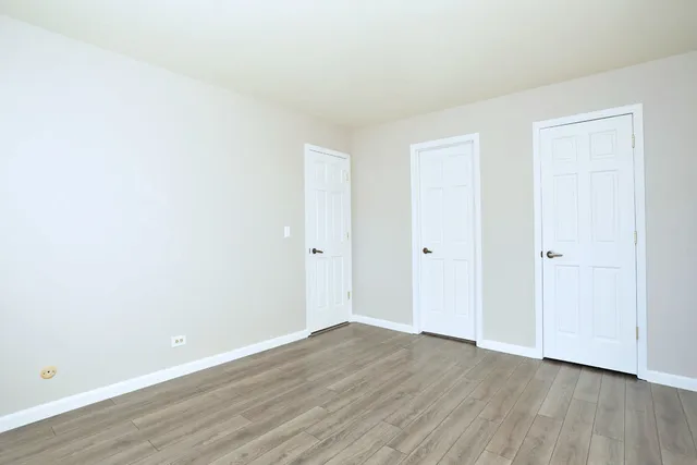 $2,400 | 236 Deerpath Court, Unit B1, Schaumburg, IL 60193