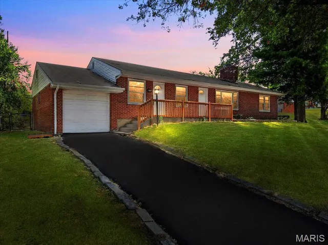 $175,000 | 9472 Yorktown Drive, St. Louis, MO 63137