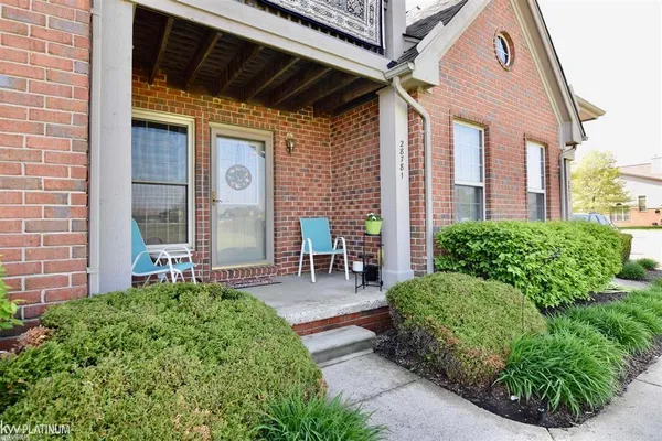 $210,000 | 28781 Berwick Court, New Baltimore, MI 48047