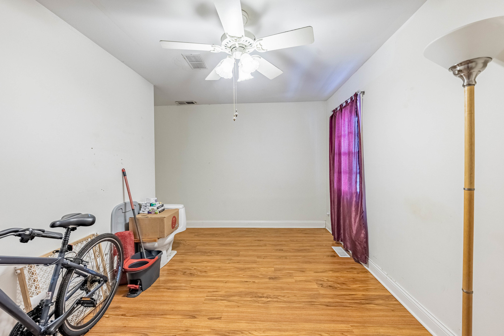 1966 Laura Lane Des Plaines, IL 60018 - Photo 15 of 23