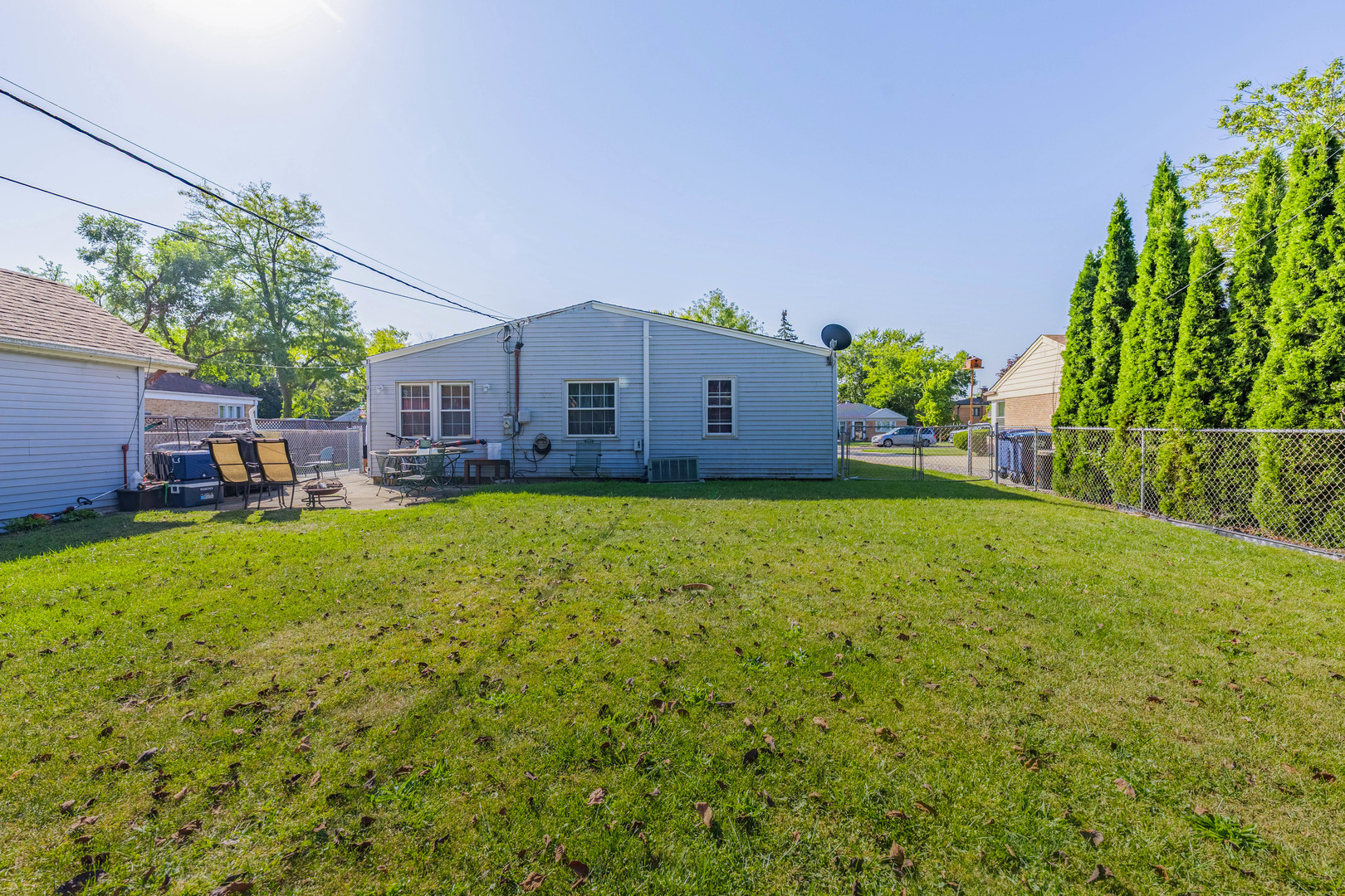 1966 Laura Lane Des Plaines, IL 60018 - Photo 21 of 23