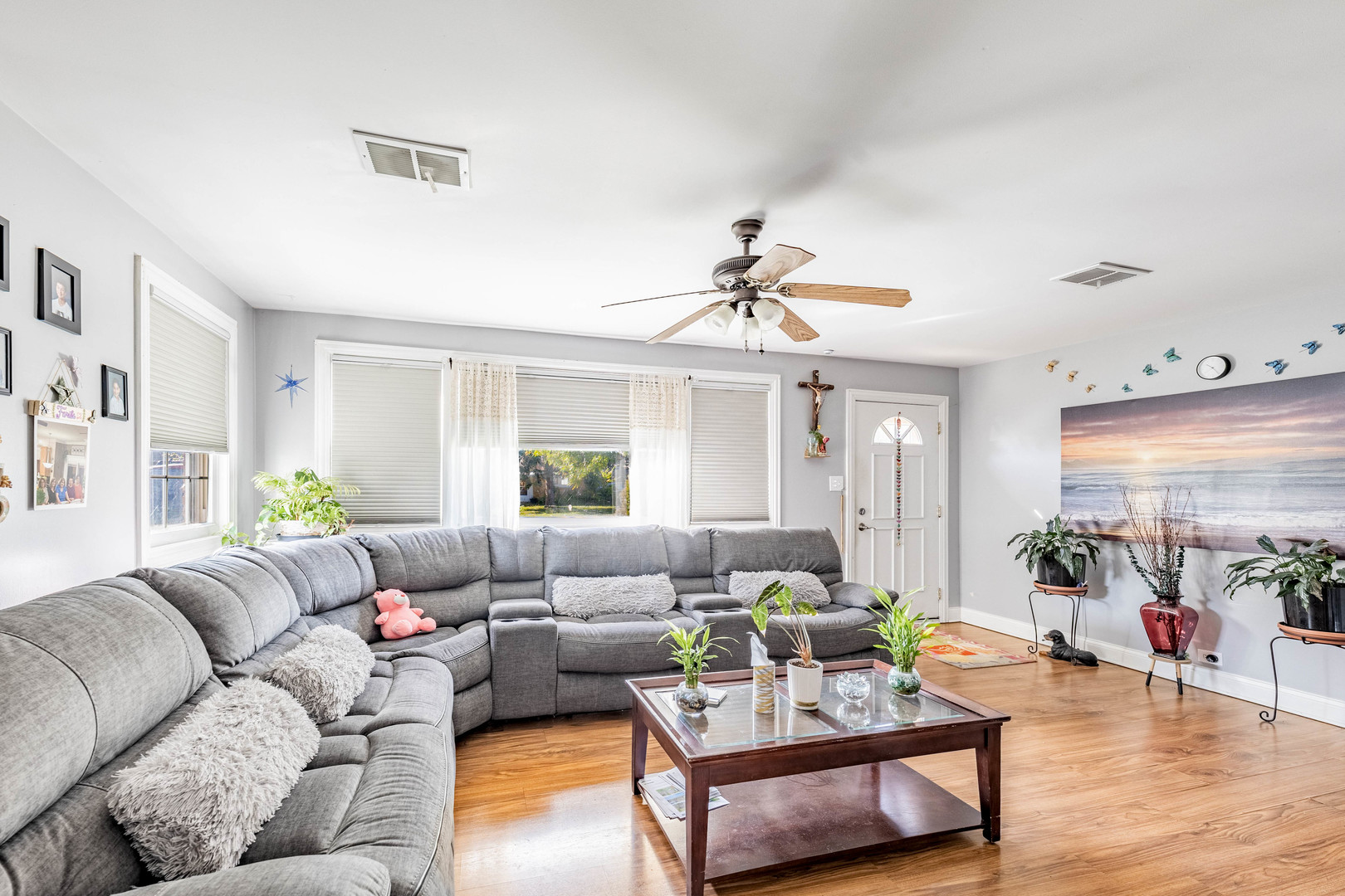 1966 Laura Lane Des Plaines, IL 60018 - Photo 5 of 23