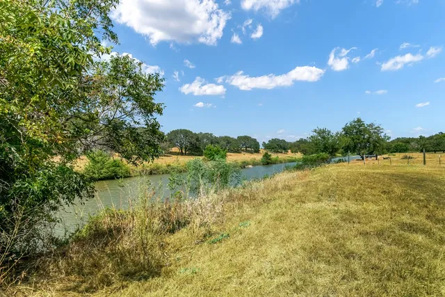 $685,000 | 229 Ranch Road 1, Stonewall, TX 78671