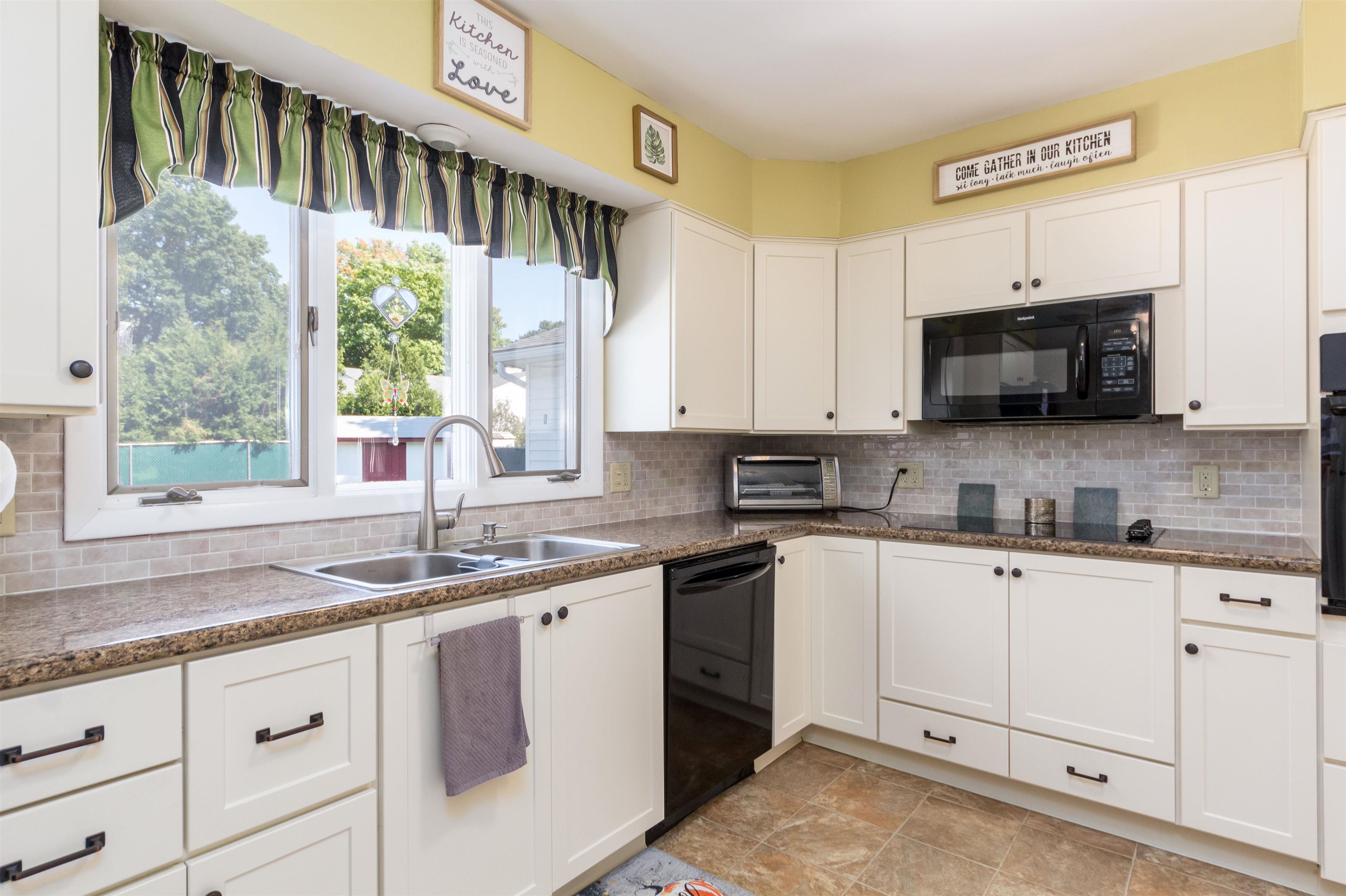 1 Upland Road Essex Junction, VT 05452 - Photo 13 of 31