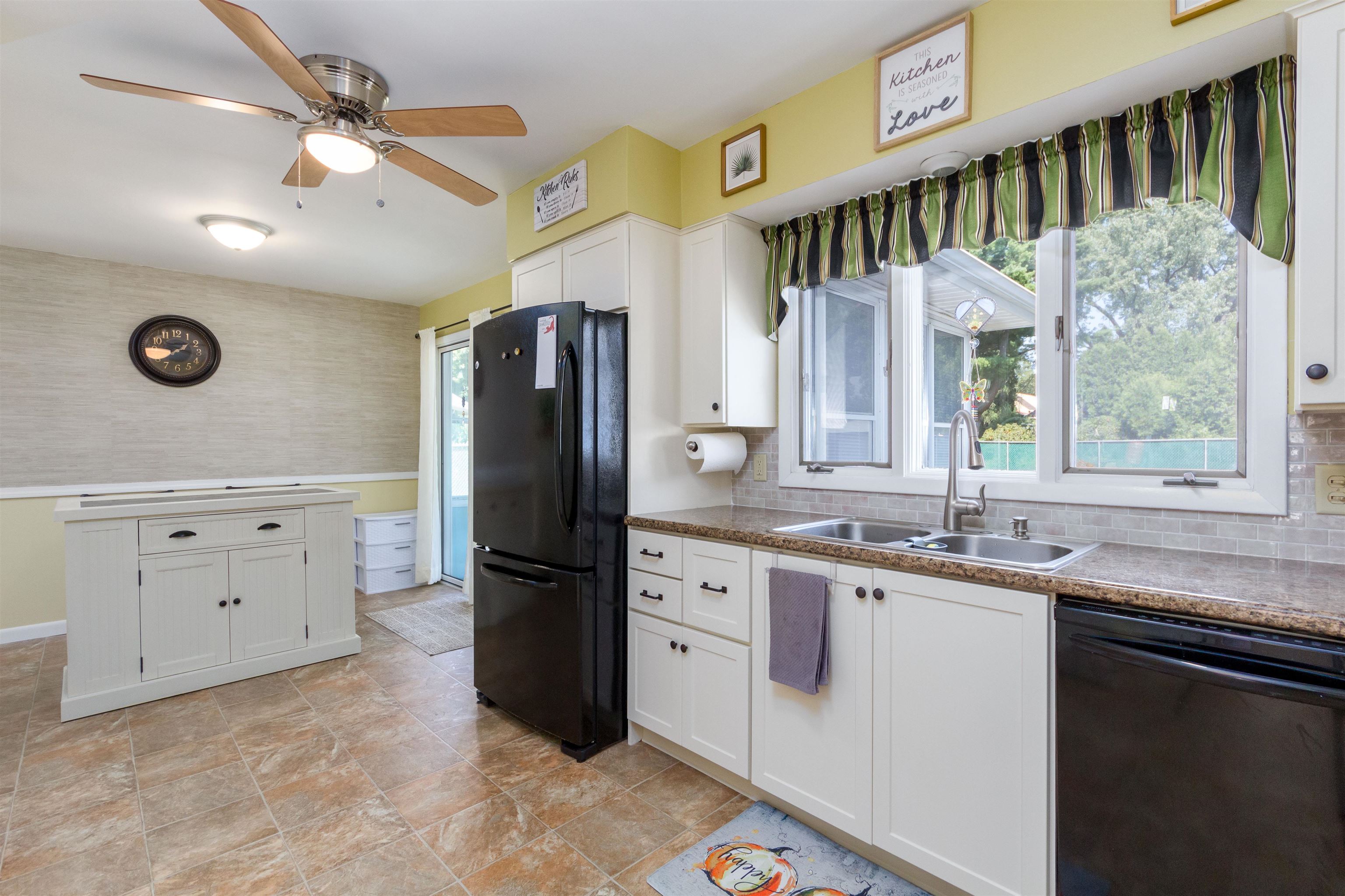 1 Upland Road Essex Junction, VT 05452 - Photo 24 of 31