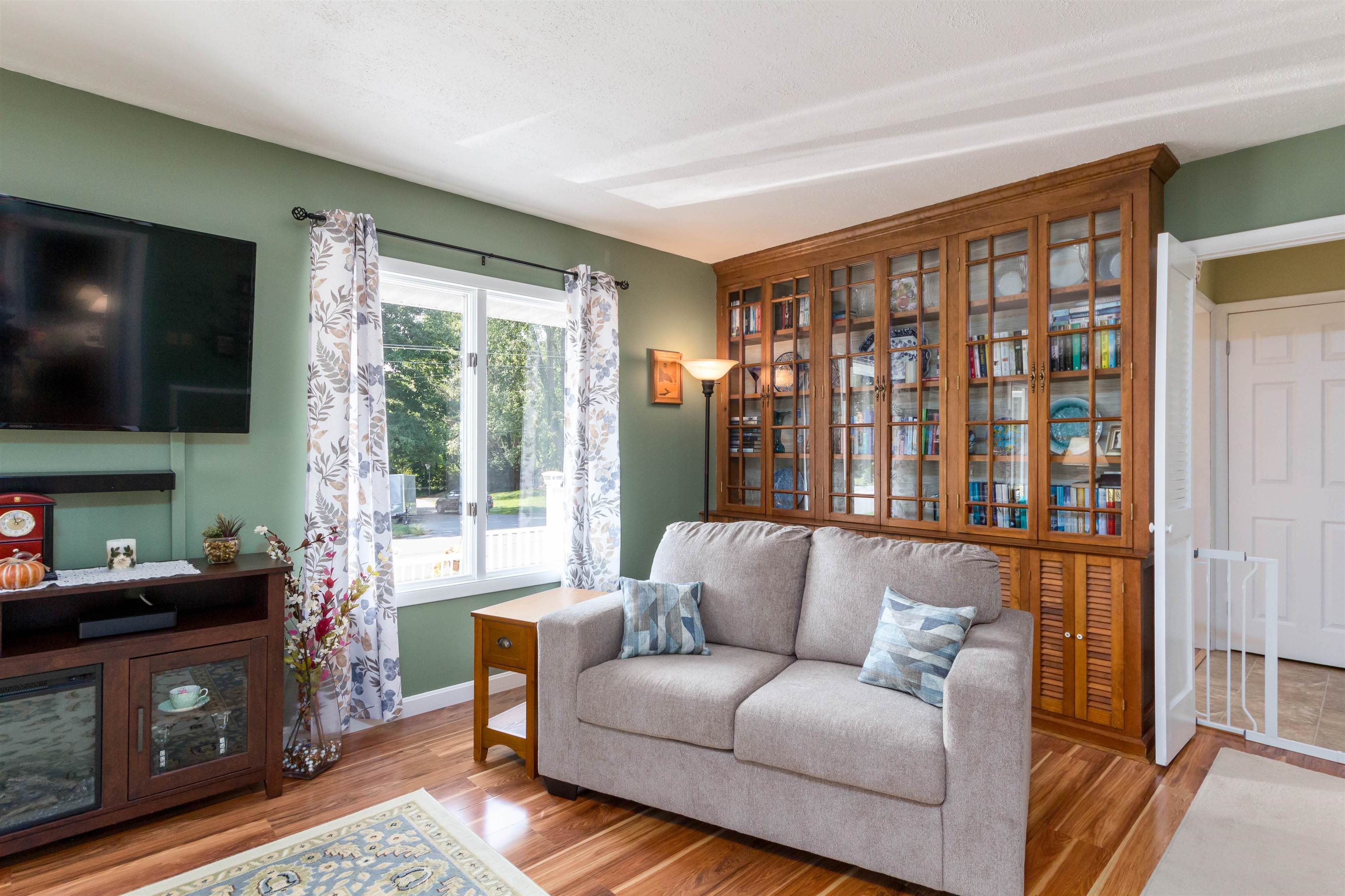 1 Upland Road Essex Junction, VT 05452 - Photo 5 of 31