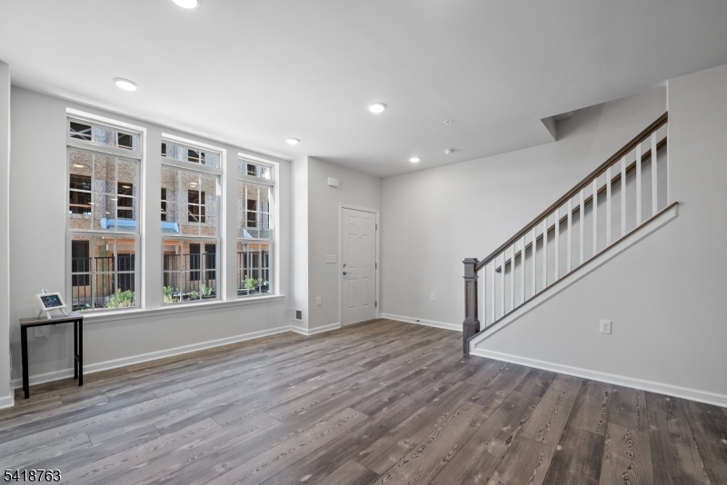 39 Robeson Street Somerville, NJ 08876 - Photo 14 of 23